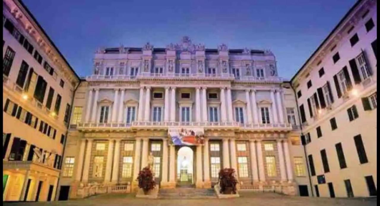 Amazing San Lorenzo 19, Rolli Palace Unesco - Stunning View Overlooking The Cathedral - Free Private Parking- 热那亚 外观 照片